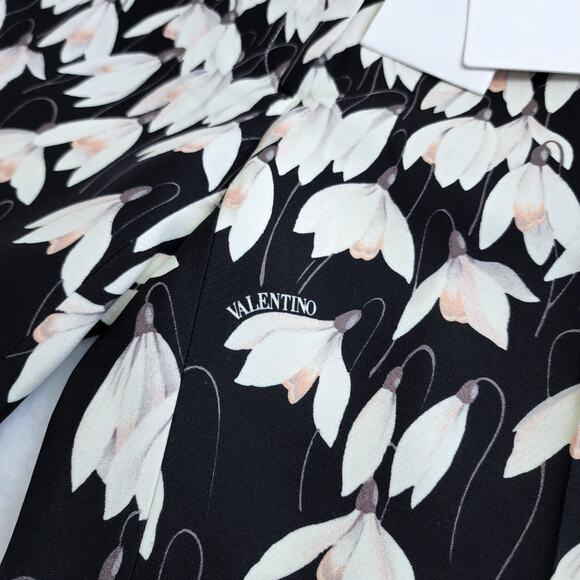 Valentino Snowdrop Crepe Couture Floral Trousers | Sizes XS & M | MSRP $2200 - Picture 2 of 13